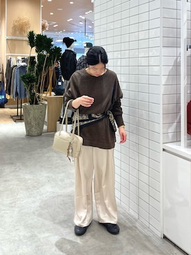 「アイテム（バンダナ/スカーフ）」を使った、Natsukiさん（レディース・156cm）の秋コーディネート