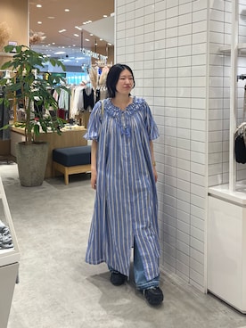 「CIAOPANIC TYPY（チャオパニックティピー）の【2025年S/S新作】カラビナ付きメタリックヤーンBAG（トートバッグ）」を使った、Natsukiさん（レディース・156cm）の春コーディネート