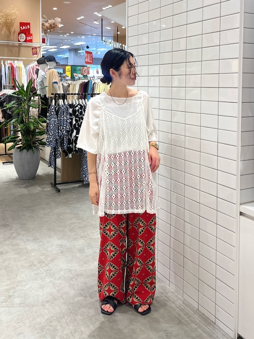 シアースラブワンポイント刺繍オーバー半袖Tee