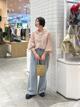 「CIAOPANIC TYPY（チャオパニックティピー）のテンセルシアーアソート柄バンドカラーシャツ（シャツ/ブラウス、ブラウン系）」を使った、Natsukiさん（レディース・156cm）の春コーディネート