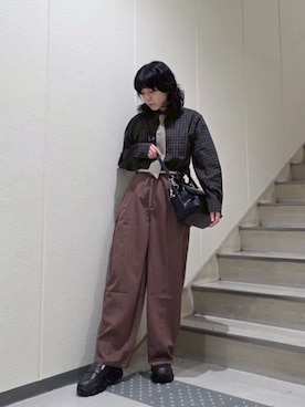 「アイテム（カーゴパンツ）」を使った、NICOLE CLUB staffさん（レディース・158cm）の夏コーディネート