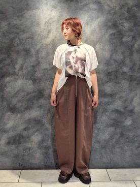 「アイテム（カーゴパンツ）」を使った、NICOLE CLUB staffさん（レディース・156cm）の秋コーディネート