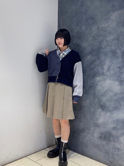 ブラウス シャツ ボウタイ付きアシンメトリー柄シャツ レディース
