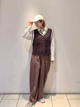 「アイテム（カーゴパンツ）」を使った、NICOLE CLUB staffさん（レディース・156cm）の秋コーディネート