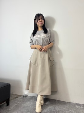 「ロゴニット」｜「アイテム（スカート）」を使った、NICOLE CLUB staffさん（レディース・153cm）の春コーディネート