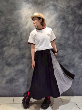 「アイテム（ジャンパースカート）」を使った、NICOLE CLUB staffさん（レディース・156cm）の秋コーディネート
