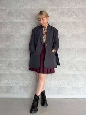 「アイテム（テーラードジャケット）」を使った、NICOLE CLUB staffさん（レディース・150cm）の秋コーディネート