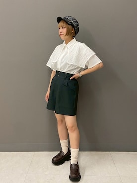 「アイテム（キャスケット）」を使った、NICOLE CLUB staffさん（レディース・150cm）の秋コーディネート