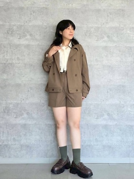 「アイテム（その他アウター）」を使った、NICOLE CLUB staffさん（レディース・158cm）の秋コーディネート