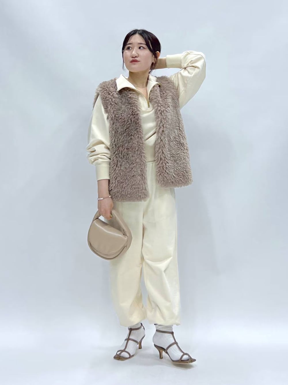 sylvie schimmel 　ダークブラウン スエード ファーベスト r02a718.jpg