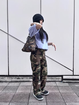 「AVIREX（アヴィレックス）のアイテム（トップス）」を使った、ずなさん（レディース・152cm）の春コーディネート