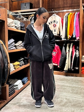 「アイテム（パーカー）」を使った、ずなさん（レディース・152cm）の秋コーディネート