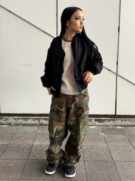 「アイテム（MA-1）」を使った、ずなさん（レディース・152cm）の秋コーディネート