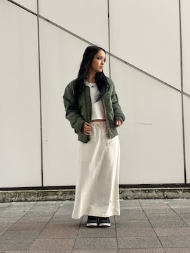 「アイテム（MA-1）」を使った、ずなさん（レディース・152cm）の秋コーディネート