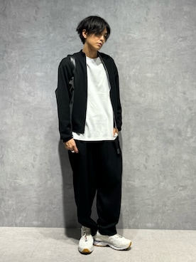 「アイテム（ニット/セーター）」を使った、daisukeさん（メンズ・169cm）の夏コーディネート