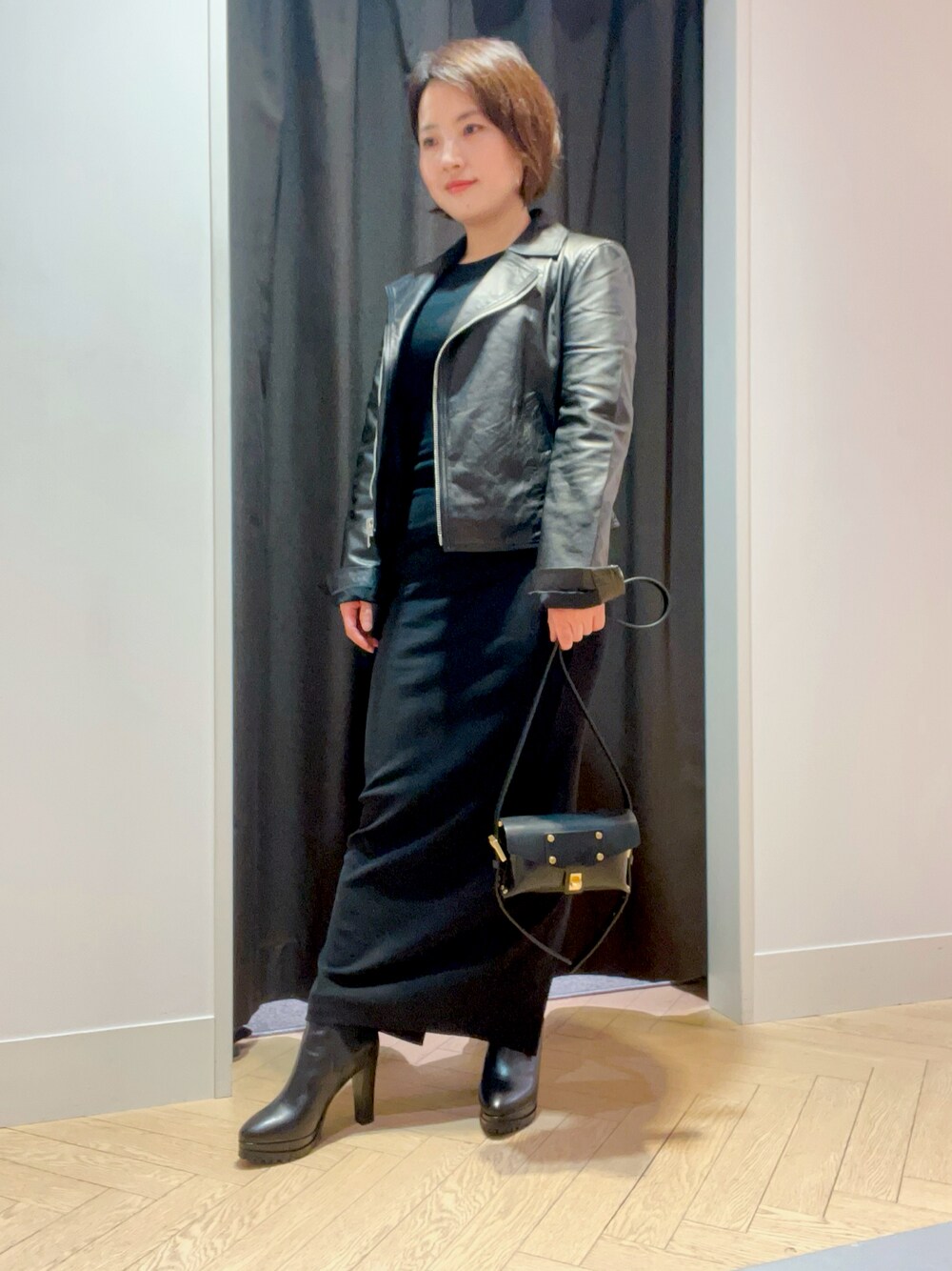 「オトナ女子、シンプルコーデ」｜「ALLSAINTSのVELA BIKER | VELA バイカー（ライダースジャケット、ブラック系）」を使った、casssieさん（レディース・150cm）の春コーディネートの1枚目の写真