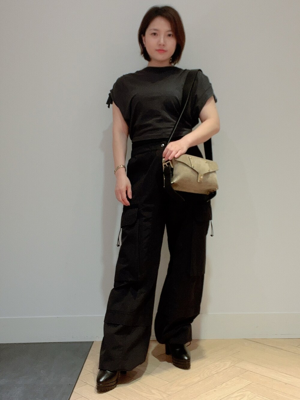 ALLSAINTS（オールセインツ）の「MIRO TURN LOCK LEATHER SATCHEL BAG