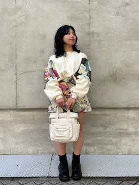 「Desigual（デシグアル）のアイテム（スウェット）」を使った、Desigual心斎橋STAFFさん（レディース・153cm）の秋コーディネート