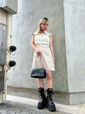 「YOSUKE（ヨースケ）のアイテム」を使った、Desigual心斎橋STAFFさん（レディース・156cm）の夏コーディネート