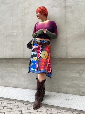 「Desigual（デシグアル）のGradient dye tri-color knit / グラデーション染めトリコロールニット（ニット/セーター、レッド系）」を使った、Desigual心斎橋STAFFさん（レディース・162cm）の秋コーディネート