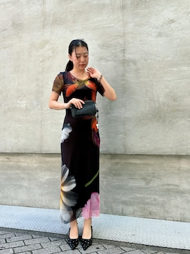「アイテム（財布）」を使った、Desigual心斎橋STAFFさん（レディース・160cm）の夏コーディネート