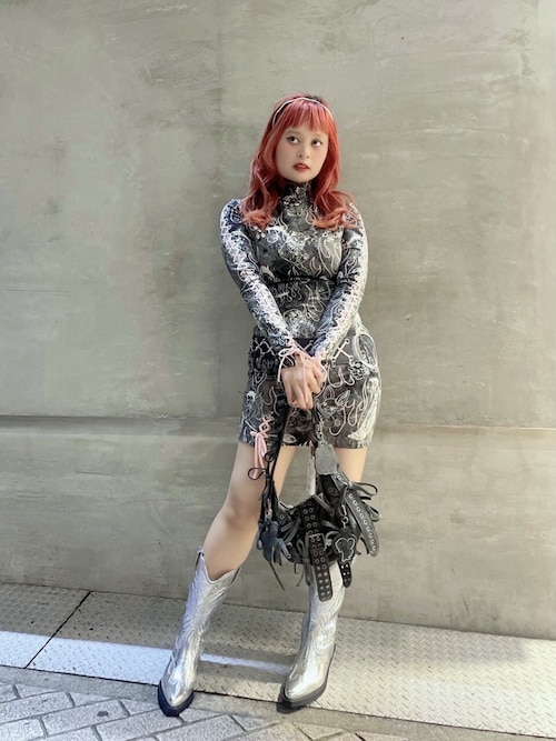 セール】【Desigual×Maria Escote】ゴシック柄ハイネックレースアップ