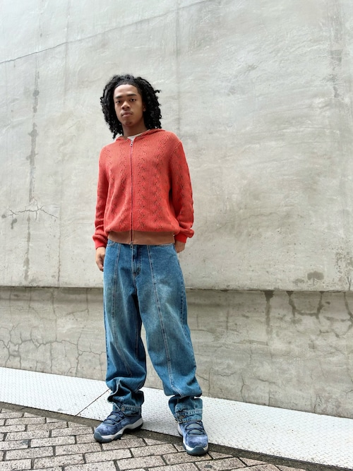 Desigual（デシグアル） ジーンズ ニーパッチ ワイドデニムバルーン