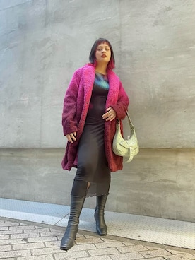 「アイテム（チェスターコート、レッド系）」を使った、Desigual心斎橋STAFFさん（レディース・158cm）の秋コーディネート