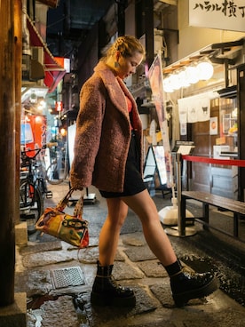 「Desigual（デシグアル）のTweed double breasted crop jacket / ツイードダブルブレストクロップジャケット（ピーコート、レッド系）」を使った、Desigual心斎橋STAFFさん（レディース・162cm）の秋コーディネート