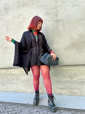 「アイテム（折りたたみ傘）」を使った、Desigual心斎橋STAFFさん（レディース・158cm）の秋コーディネート