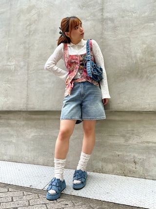 「Desigual(デシグアル)の刺繍付きボタン付きTシャツ(Tシャツ/カットソー)」を使った、Desigual心斎橋STAFFさん(レディース・160cm)の夏コーディネート