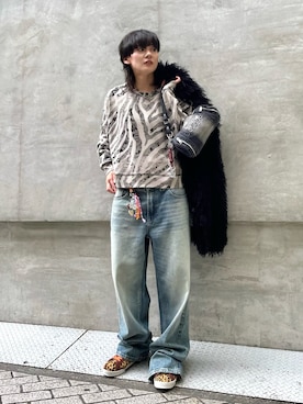 「Desigual（デシグアル）のネイチャー グラフィック ストレート デニム（デニムパンツ、ブルー系）」を使った、Desigual心斎橋STAFFさん（レディース・162cm）の秋コーディネート
