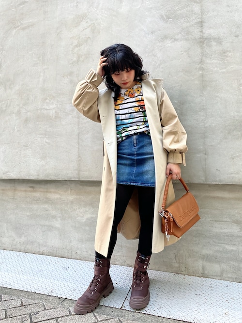 Desigual（デシグアル） ブーツ 厚底レースアップ コンバットブーツ