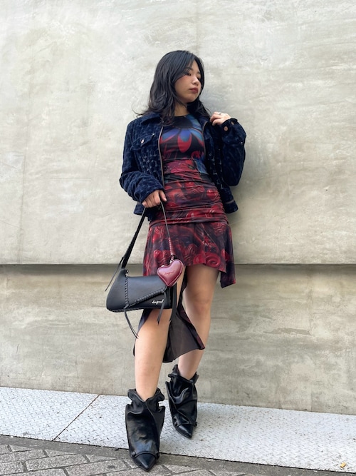 Desigual（デシグアル） ワンピース × Nicki Nicole」アシンメトリー