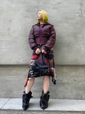 「SWAROVSKI（スワロフスキー）のアイテム」を使った、Desigual心斎橋STAFFさん（レディース・162cm）の冬コーディネート