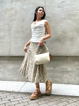 「小花柄」｜Desigual心斎橋STAFFさん（レディース・163cm）の春コーディネート