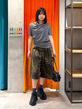 「PAGEBOY（ページボーイ）のプラットチャンキースニーカー（スニーカー、ブラック系）」を使った、Sakiさん（レディース・156cm）の春コーディネート