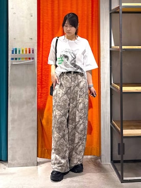 「PAGEBOY（ページボーイ）のプラットチャンキースニーカー（スニーカー、ブラック系）」を使った、Sakiさん（レディース・156cm）の春コーディネート