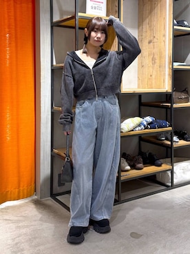 「PAGEBOY（ページボーイ）のベルトハンドBAG（ハンドバッグ、ブラック系）」を使った、Sakiさん（レディース・156cm）の春コーディネート