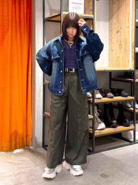 「PAGEBOY（ページボーイ）のプラットチャンキースニーカー【3サイズ展開・軽量】（スニーカー、ホワイト系）」を使った、Sakiさん（レディース・156cm）の春コーディネート