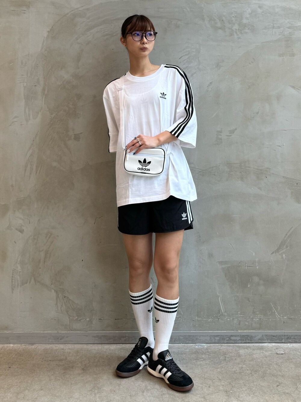 adidas アディダスオリジナルス アディカラー オーバーサイズ 