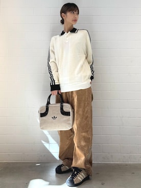 「アイテム（ビジネスシャツ）」を使った、AGさん（レディース・174cm）の秋コーディネート