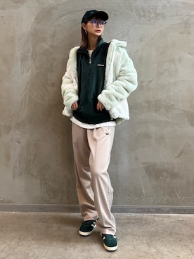 「adidas（アディダス）のアイテム（その他パンツ）」を使った、AGさん（レディース・174cm）の冬コーディネート