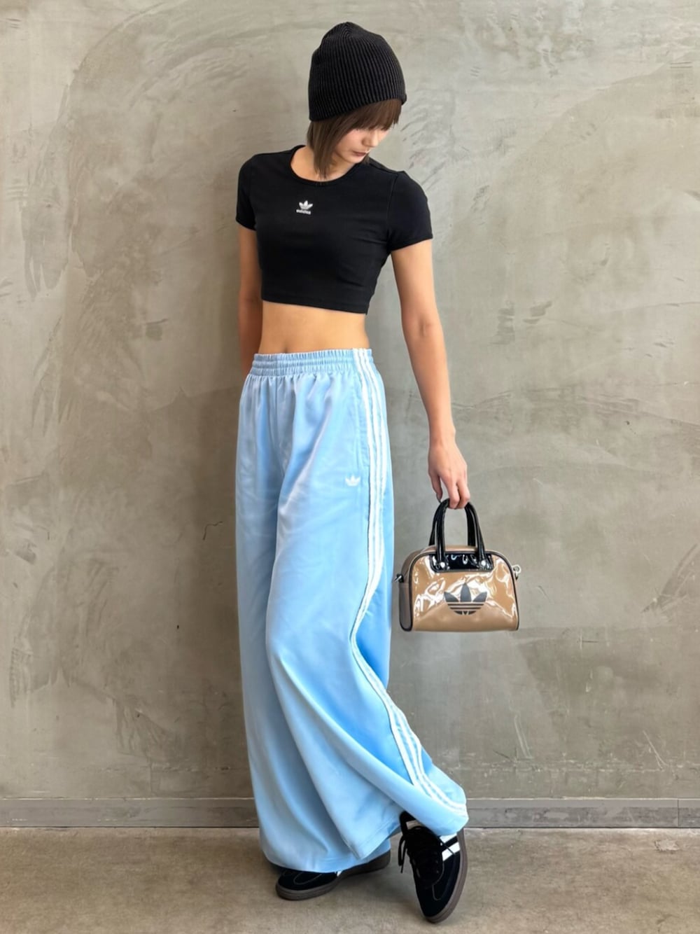 adidas アディダス フーディー スカート パンツ　3点セット　薄水色 アディダス フェイクレザー アディカラー スリーストライプス