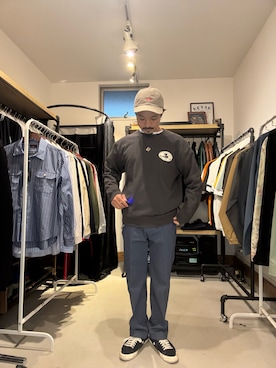 「アイテム（ブレスレット）」を使った、Yusukeさん（メンズ・170cm）の秋コーディネート