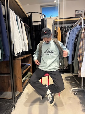 「アイテム（ウォレットチェーン）」を使った、Yusukeさん（メンズ・170cm）の冬コーディネート