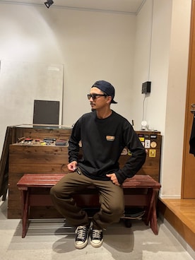 「キャップ後ろかぶり」｜Yusukeさん（メンズ・170cm）の秋コーディネート
