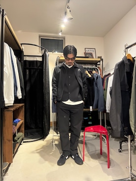 「アイテム（ピアス（片耳用））」を使った、Yusukeさん（メンズ・170cm）の冬コーディネート