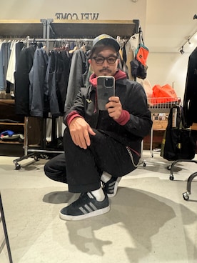 「アイテム（チノパンツ）」を使った、Yusukeさん（メンズ・170cm）の秋コーディネート