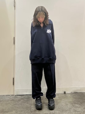 「AMESWORLDWIDE（アメスワールドワイド）のAMESworldwide/アメスワールドワイド/AW PATCH HALF ZIP-UP(22SPTP03)（Tシャツ/カットソー、ブルー系）」を使った、じゅりさん（レディース・148cm）の春コーディネート